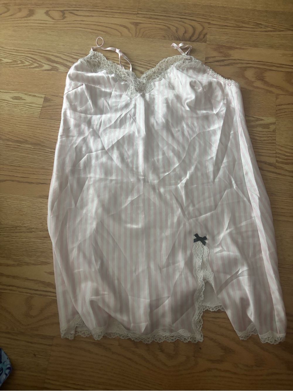 Victoria's Secret Pink & Cream Lace-Trim Satin Chemise